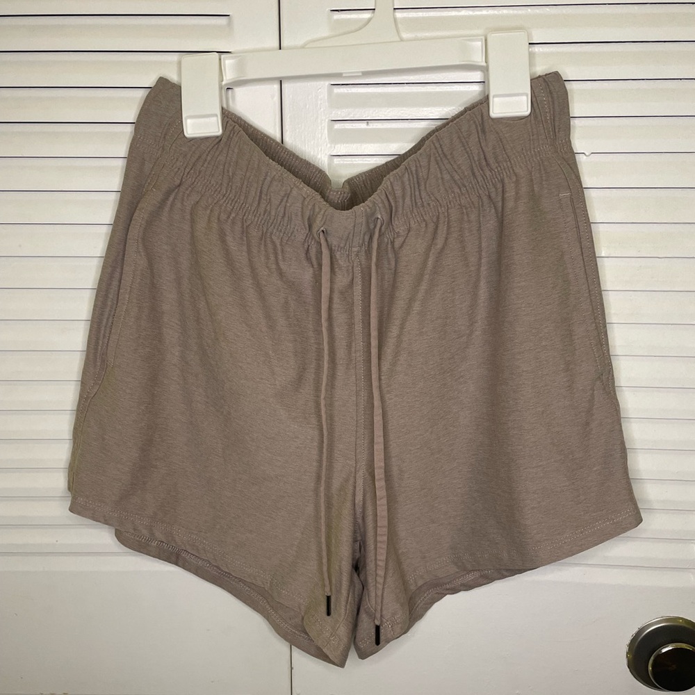 Athletic shorts
